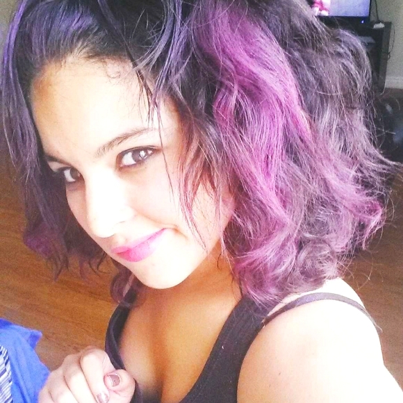 Meet your Posher, Safaa - Picture 1 of 1